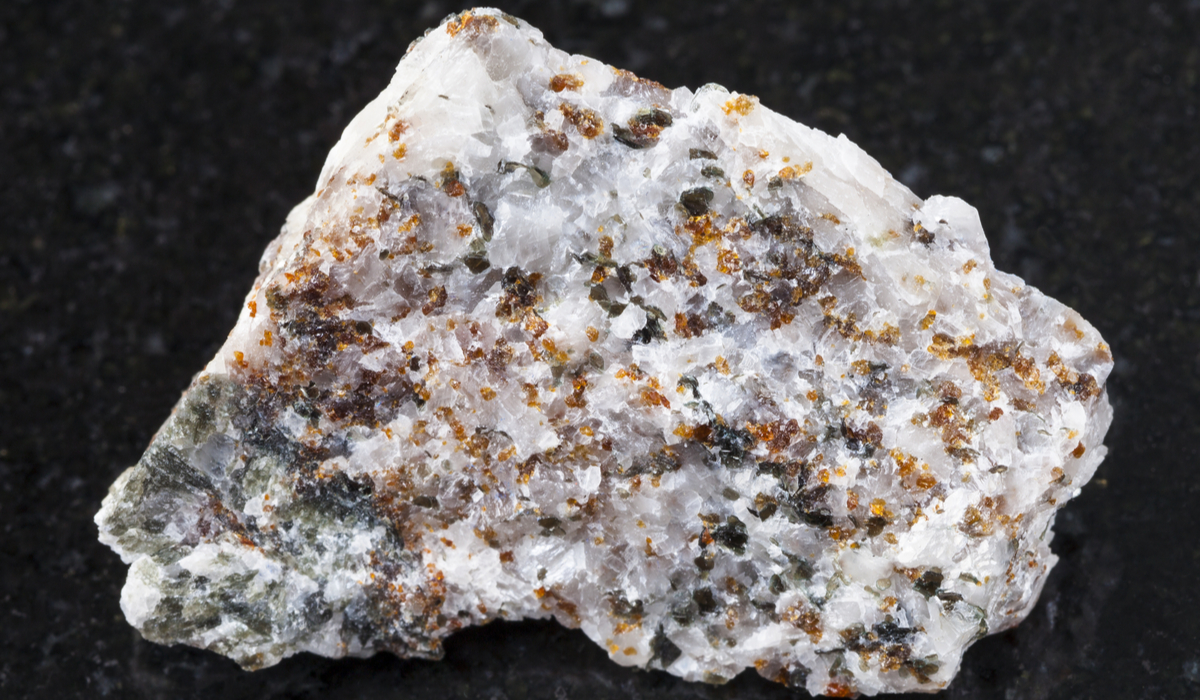 コンドロダイト　原石