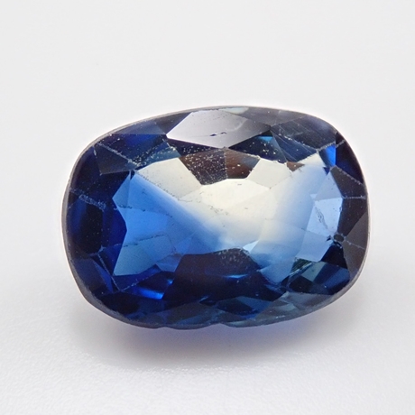 バイカラーサファイア　クッションカット　ルース
