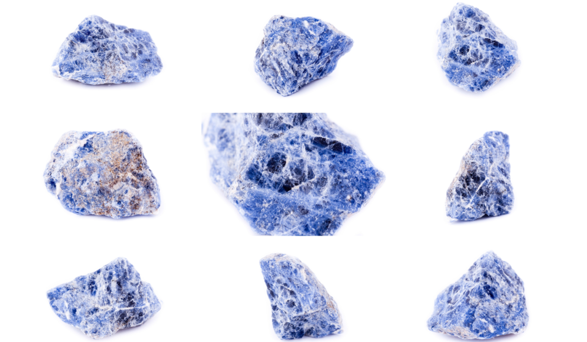 ソーダライト　原石