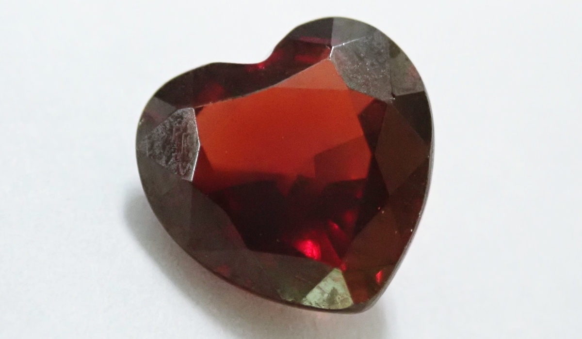 アルマンディンガーネット　ルース