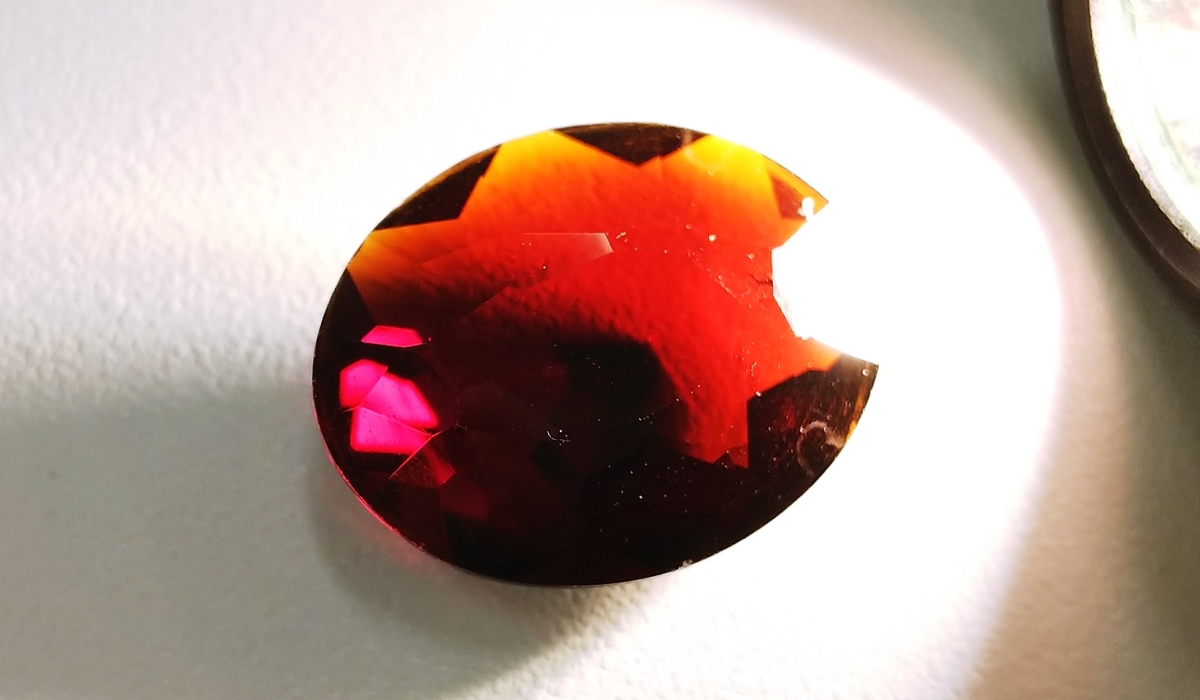 アルマンディンガーネット　ルース