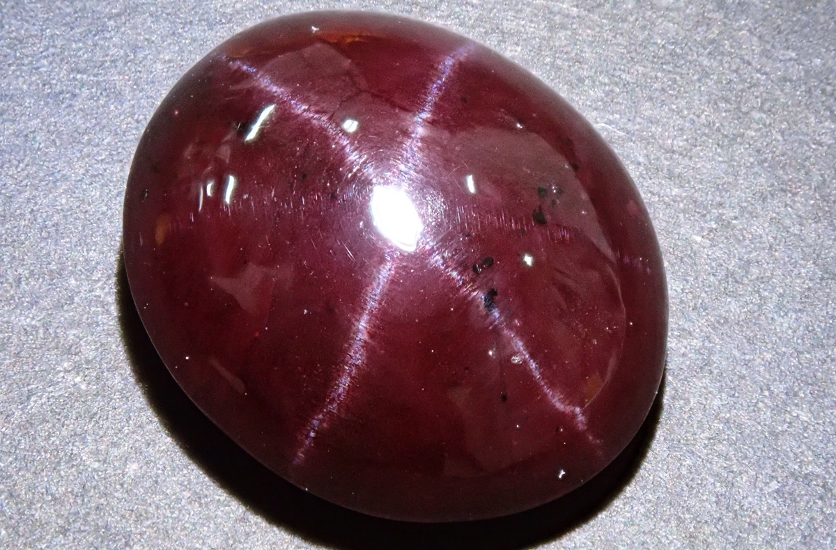 スターガーネット　ルース