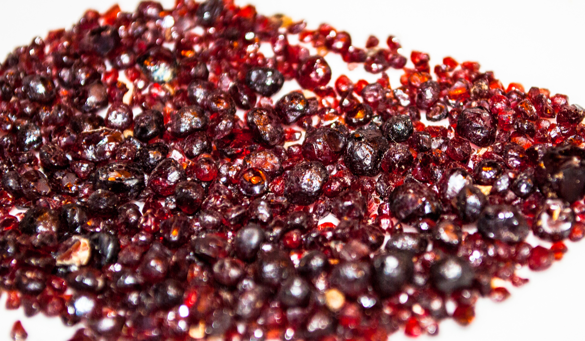 パイロープガーネット