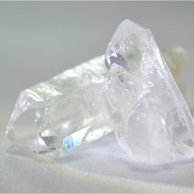 クォーツ　原石