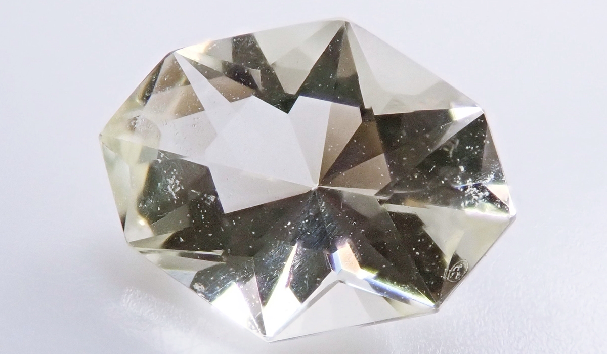 オーソクレース ルース