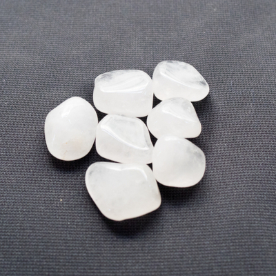 ミルキークォーツ　ルース