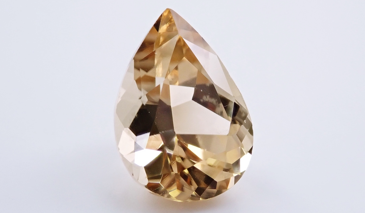 シンハライト　ルース