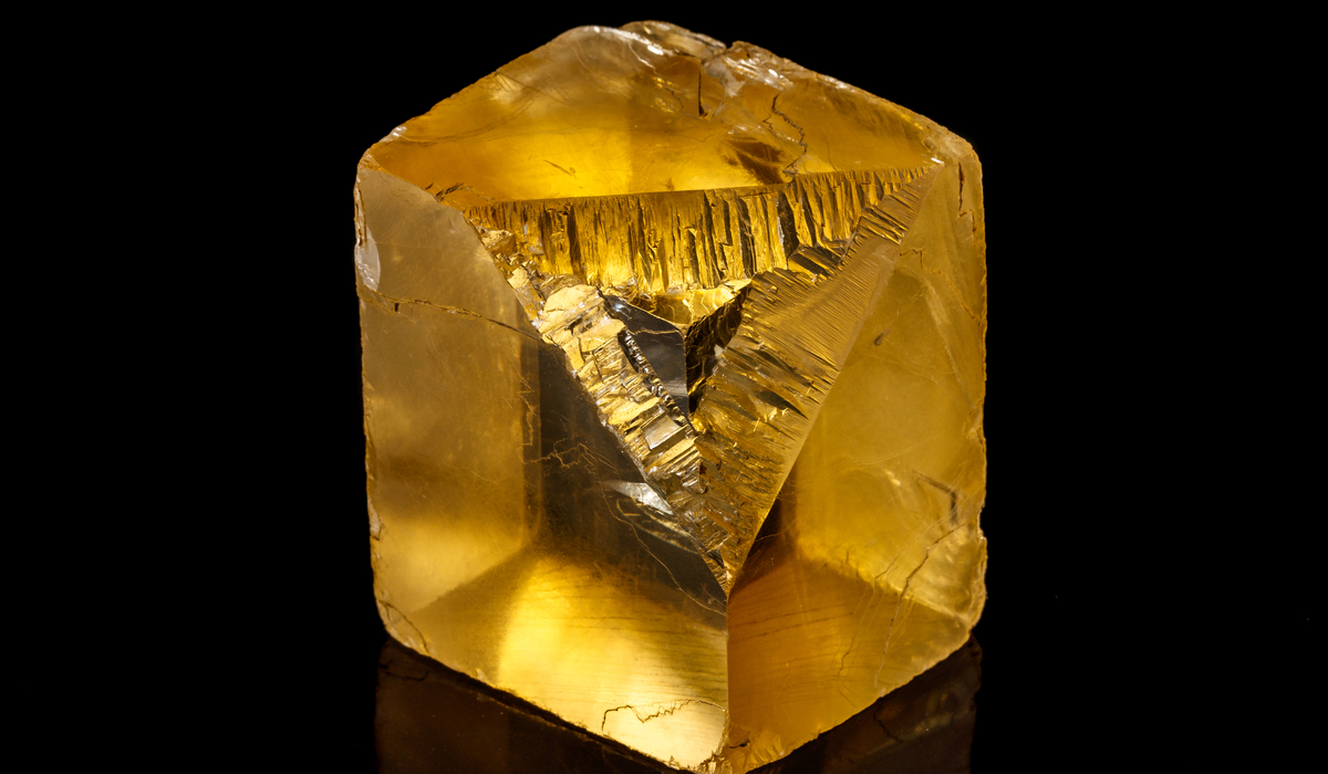 ウレキサイト　原石