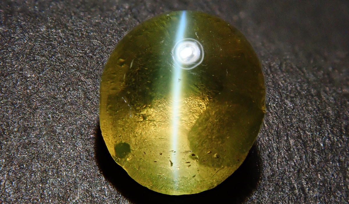 クリソベリルキャッツアイ　ルース