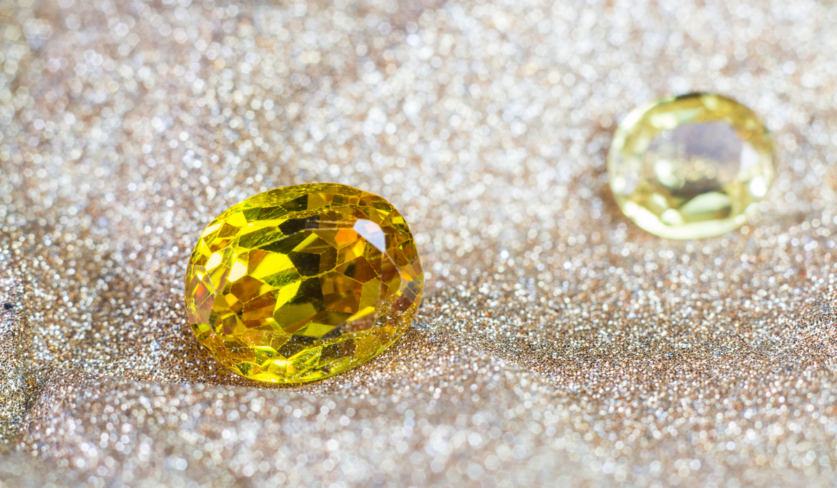 黄色　イエロー　宝石　ルース