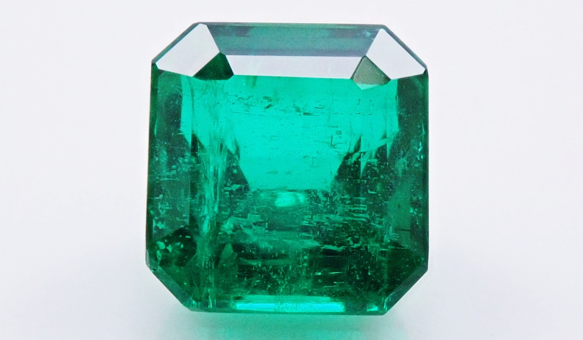 エメラルド　ルース