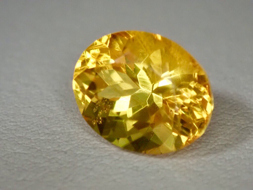 琥珀　アンバー　ルース