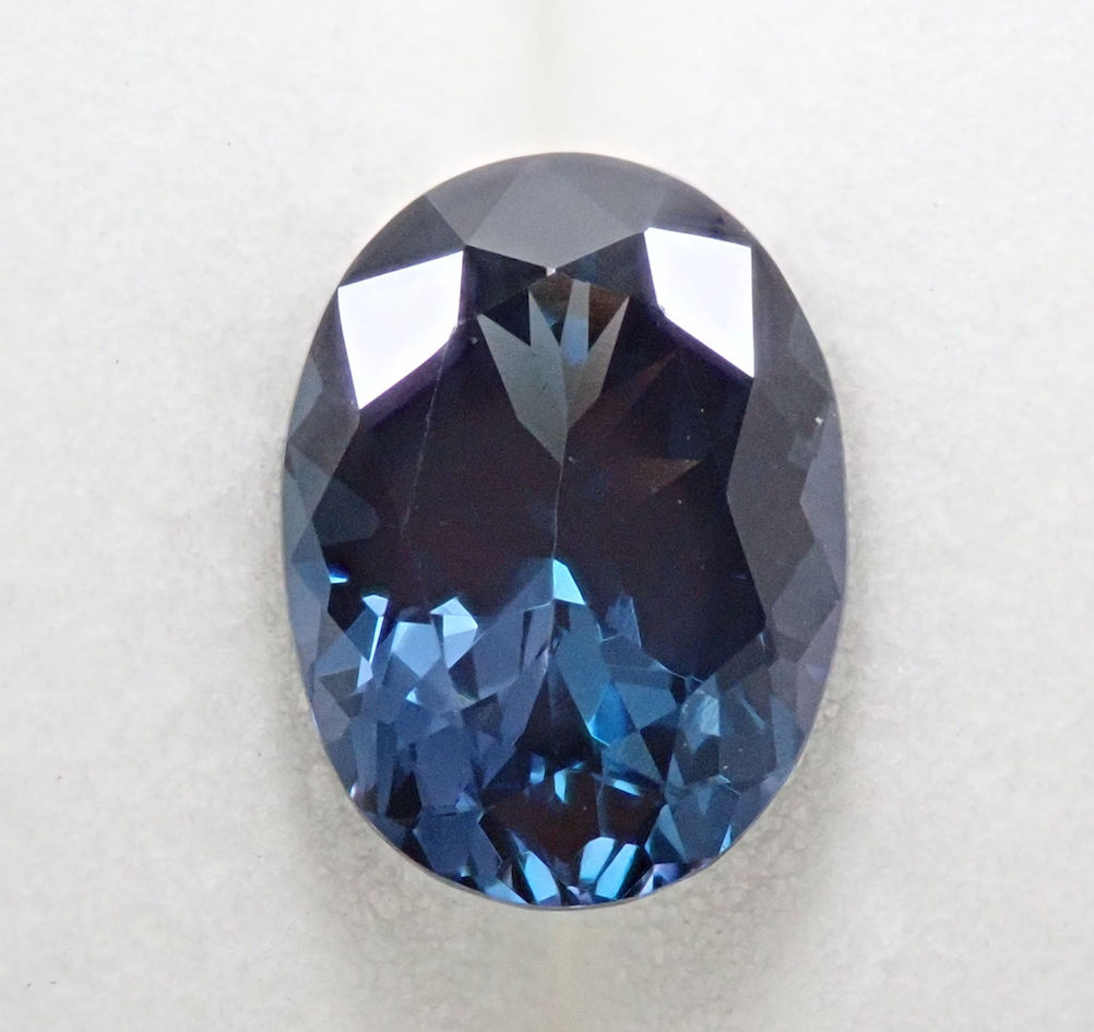 ブルースピネル