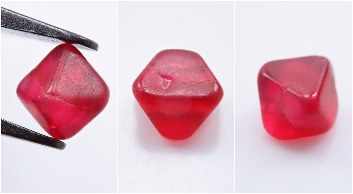 スピネル　原石