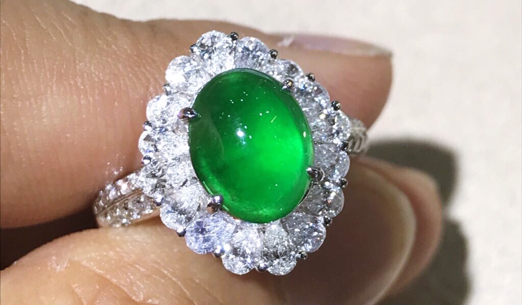 ヒスイ　ジェダイト　琅玕