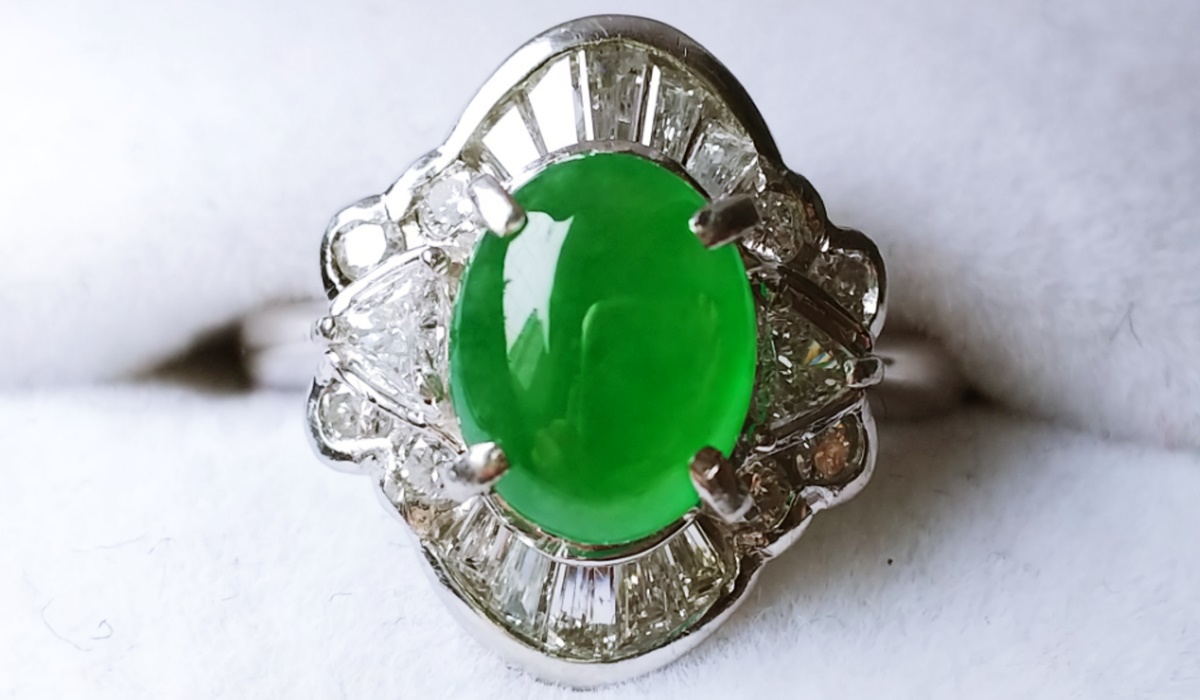 翡翠　ヒスイ　ジェダイト　リング