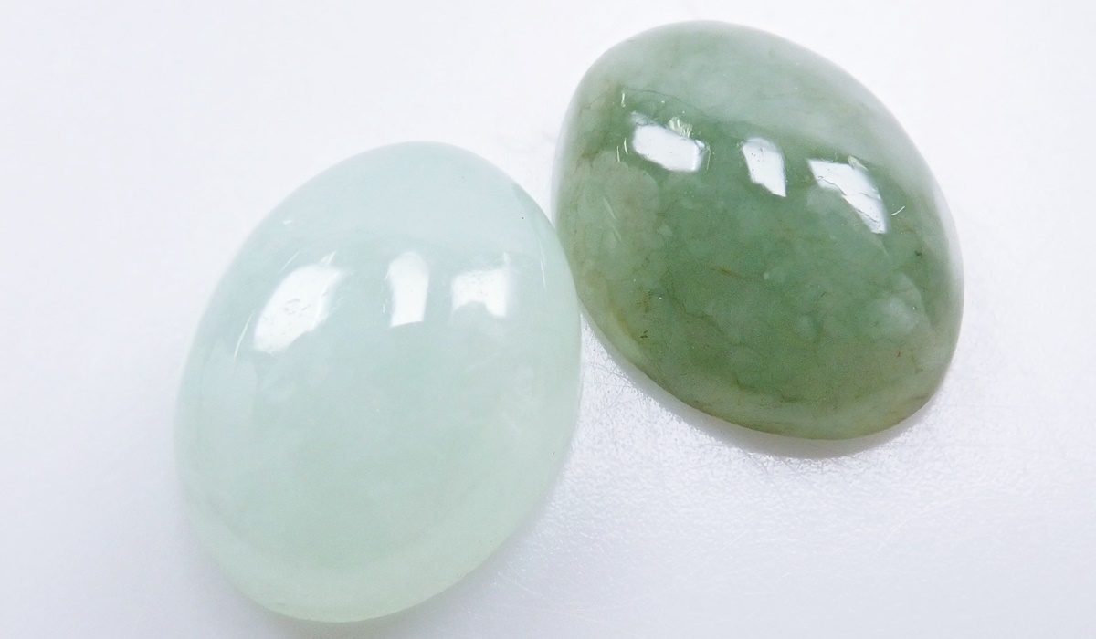 翡翠　ヒスイ　ジェダイト　ルース