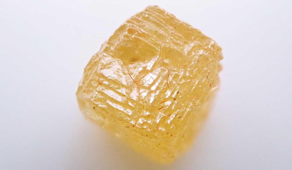 ダイヤモンド　原石　ラフダイヤモンド