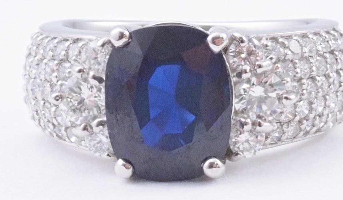 ミャンマーバウマー産　サファイア　リング