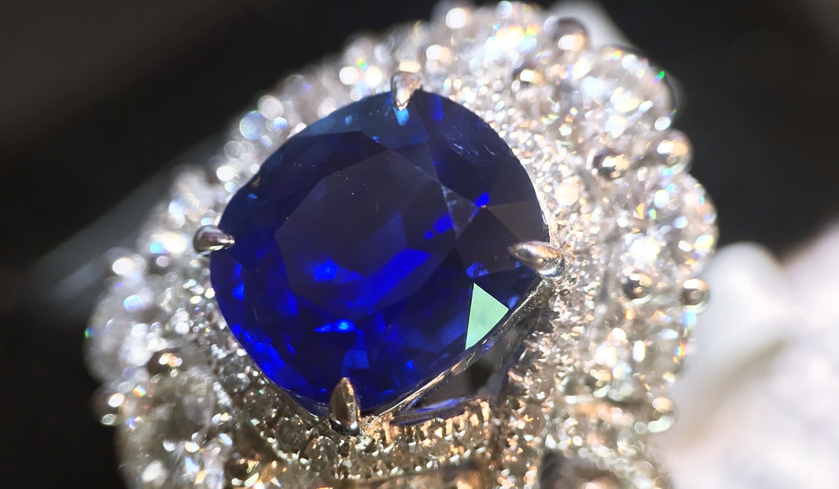 ミャンマー産　ビルマ産　サファイア　リング