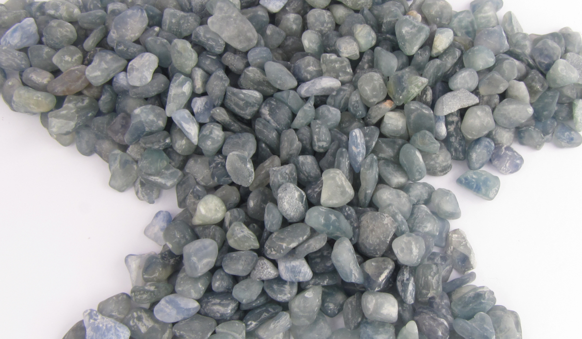 スターサファイア　原石