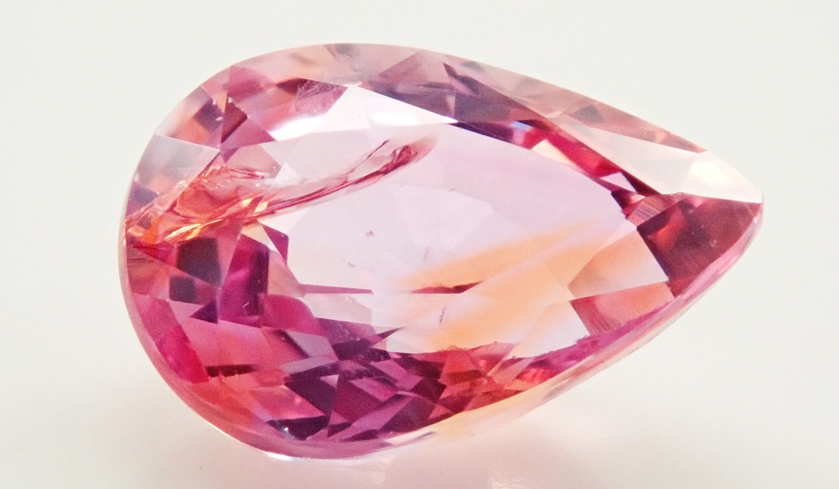 ピンクサファイア ルース