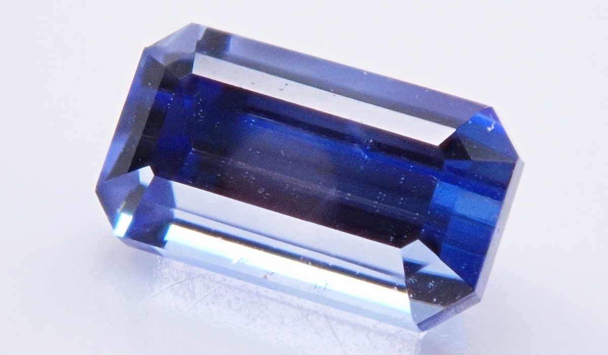 ベニトアイト　ルース3