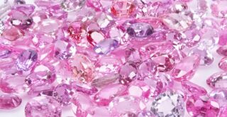 ピンク　宝石