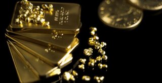 金　金貨　金製品　価値　変動